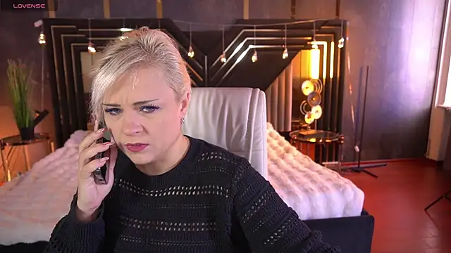 CrystalVibe online show from March 8, 6:17 am