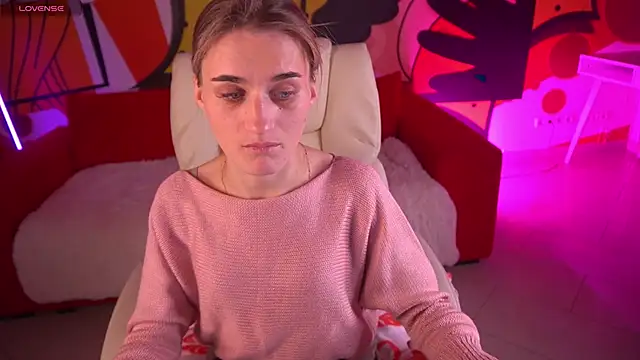 DiamondNina online show from March 18, 8:36 pm