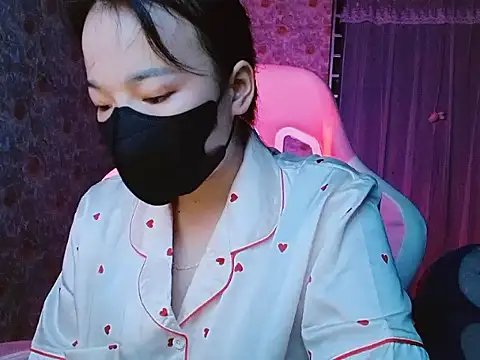 -Tamy- online show from April 28, 2:43 pm