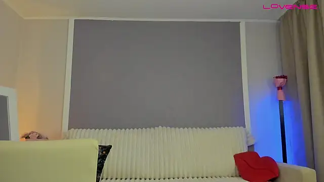 Monika-peach online show from March 18, 11:10 pm