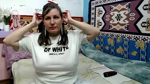 Adelinemilf online show from March 14, 2:29 pm