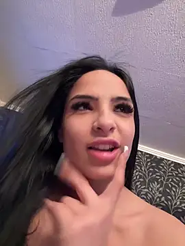 Evelin199 online show from April 29, 5:30 pm