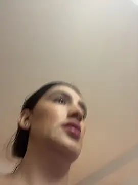 Violett hott  online show from April 22, 12:24 pm