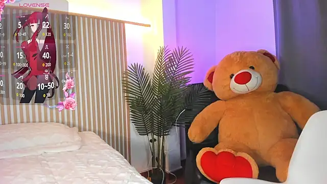 lia corner online show from March 9, 7:39 pm