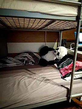 LissieDemons online show from January 31, 7:45 pm