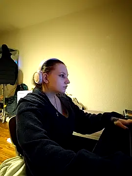 LissieDemons online show from February 2, 9:03 pm