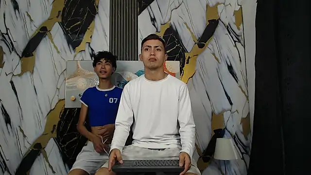 AVENGER BOYS2026 online show from April 25, 7:11 pm