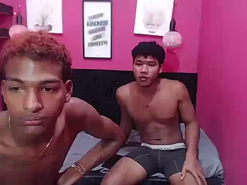 hugecock black online show from January 10, 8:13 pm