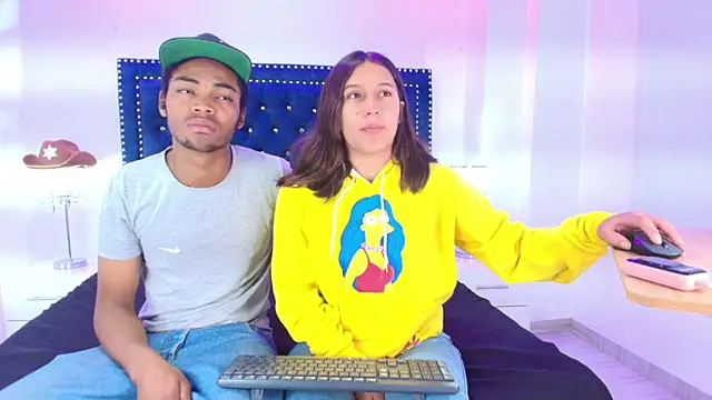 Cristal and luke online show from April 22, 3:25 am