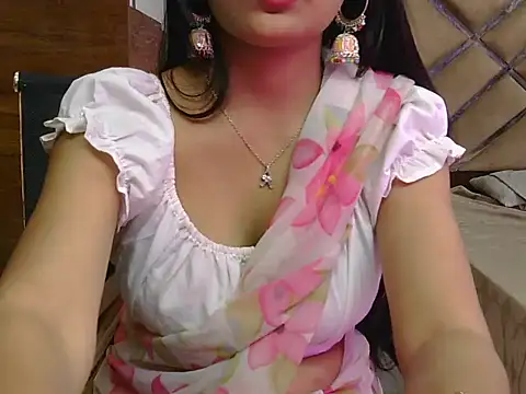 sweet riyaaa online show from June 9, 7:08 am