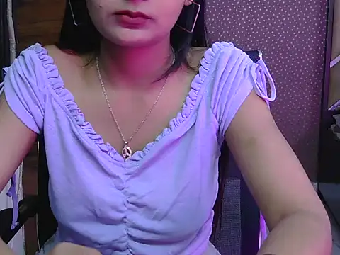 sweet riyaaa online show from April 17, 4:58 am