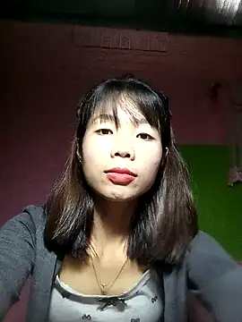 Yaya-827 online show from January 17, 8:00 am