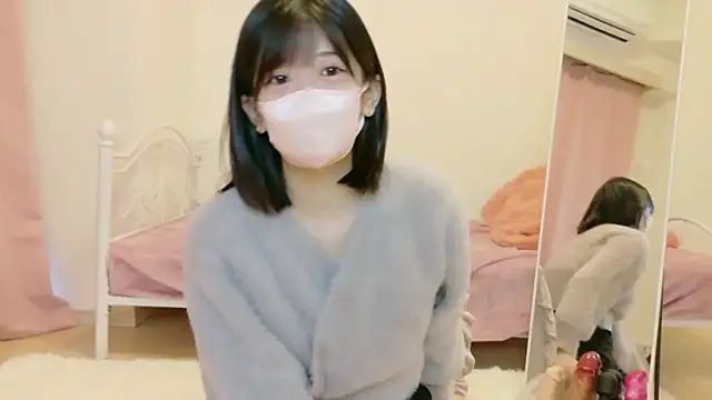 yuruchan  online show from March 8, 8:18 am