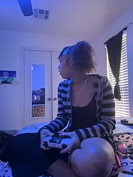 Tamiii420 online show from April 22, 11:13 pm