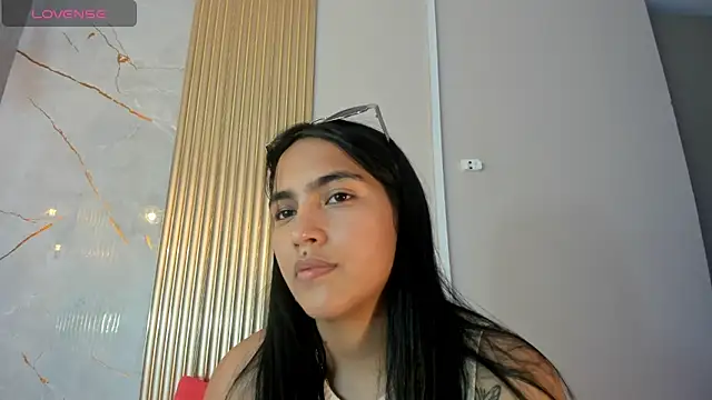 AlanaBlair  online show from February 13, 7:37 pm