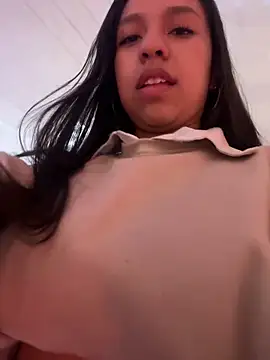 DulceRouss  online show from April 21, 12:01 pm