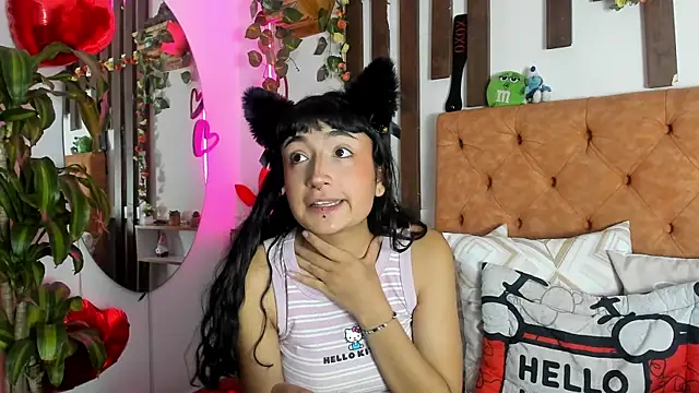 MeowMota  online show from March 4, 7:09 pm