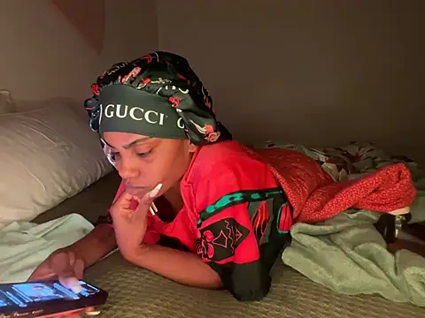 oshun6360 online show from April 21, 1:31 am