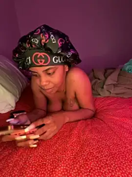 oshun6360 online show from April 25, 2:03 am