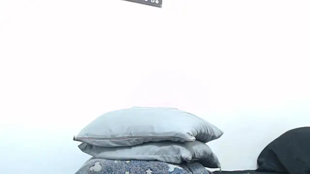 alejandra c19c online show from April 22, 5:15 am