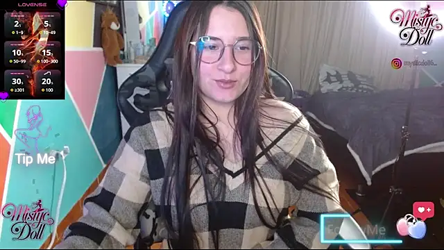 Mysticdooll69 online show from May 12, 9:54 pm