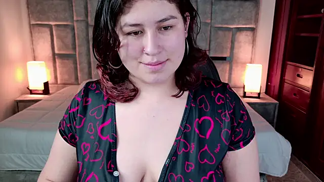 azul veraa online show from April 27, 12:24 pm