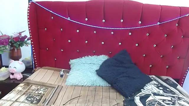 sofiaspring online show from April 22, 6:49 pm