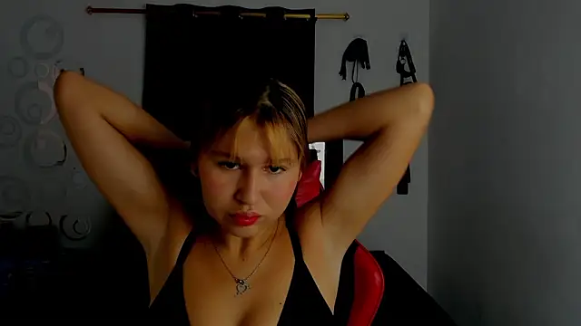 Bella Blanca online show from January 15, 12:33 pm