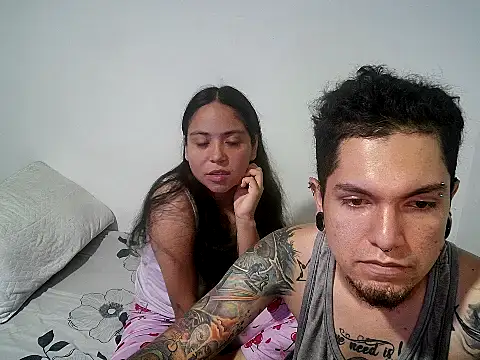 steffandjoshh420 online show from March 31, 1:49 am