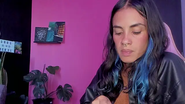 azula lillet online show from April 25, 9:56 pm