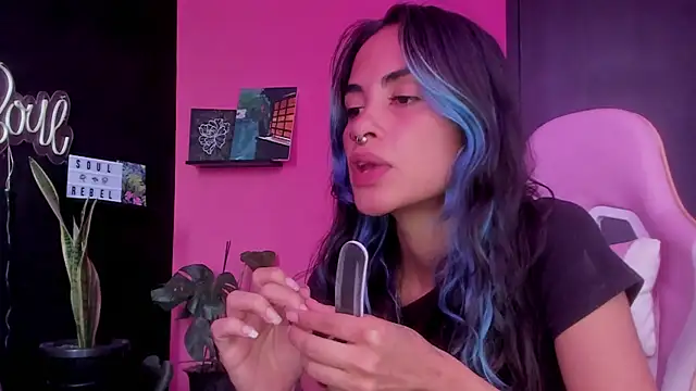 azula lillet online show from April 23, 5:15 pm