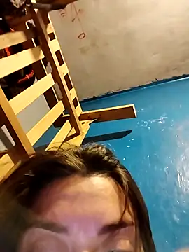 denise2028 online show from April 2, 12:57 pm