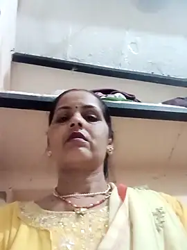 Hasmi hot09 online show from May 4, 5:50 pm