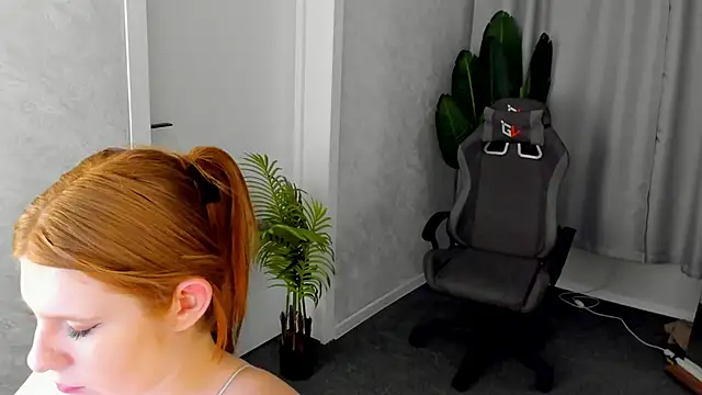 Sally Ange1 online show from April 19, 9:09 am