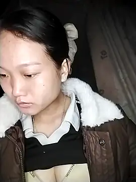 Hina2xx online show from March 11, 5:33 am