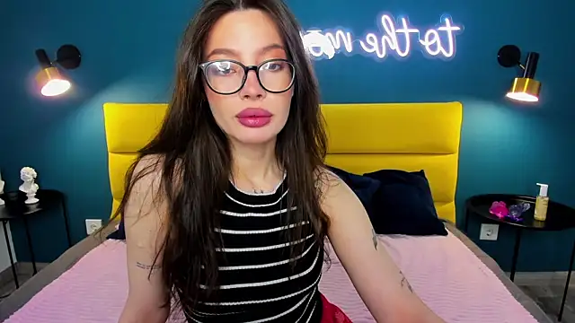 IvyDainty online show from April 26, 1:25 am