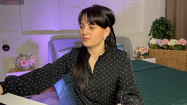  SilkyShadow  online show from January 17, 2:19 am