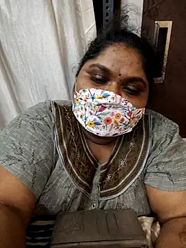 misammahyd online show from July 7, 9:02 am