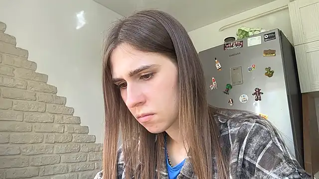 ElsieKuhlmann online show from April 26, 1:42 pm