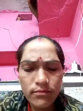 Sonam15884 online show from May 16, 12:35 am