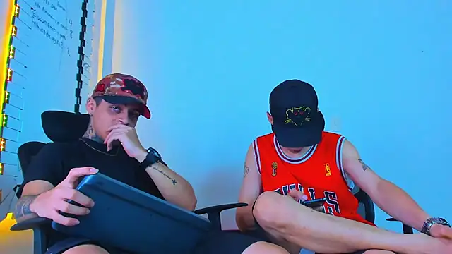 Thomas-Wil online show from February 10, 5:54 am