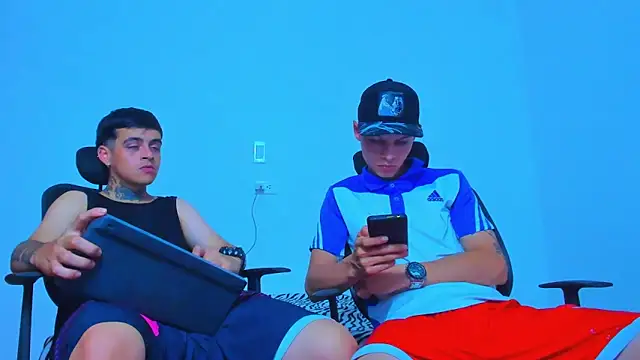 Thomas-Wil online show from April 14, 9:26 pm