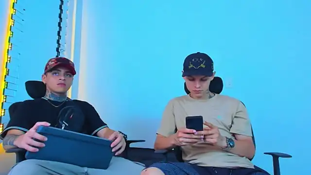 Thomas-Wil online show from January 10, 7:51 pm