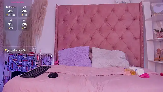 xNahomi 21 online show from January 15, 1:39 pm