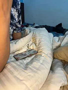 meerxx online show from January 9, 12:53 pm