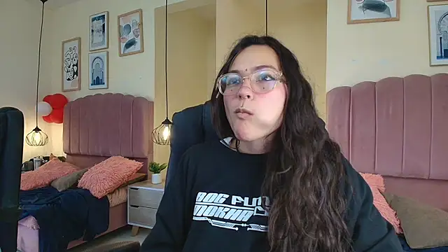 Hanabie  online show from February 25, 3:27 am