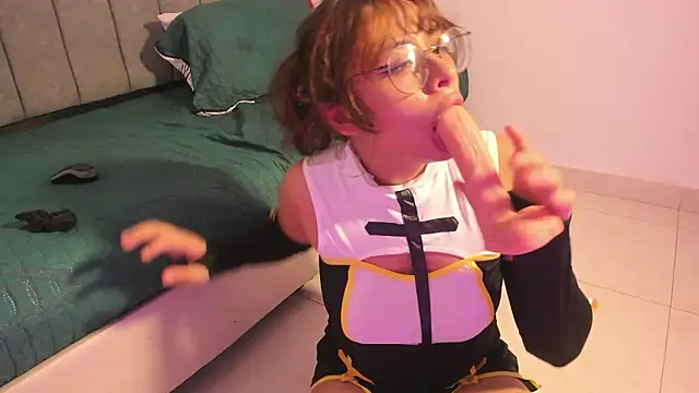 rosse taylorx1 online show from March 26, 7:37 pm