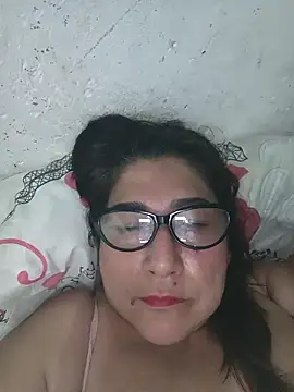 PatriciaGrajales online show from April 26, 2:42 am