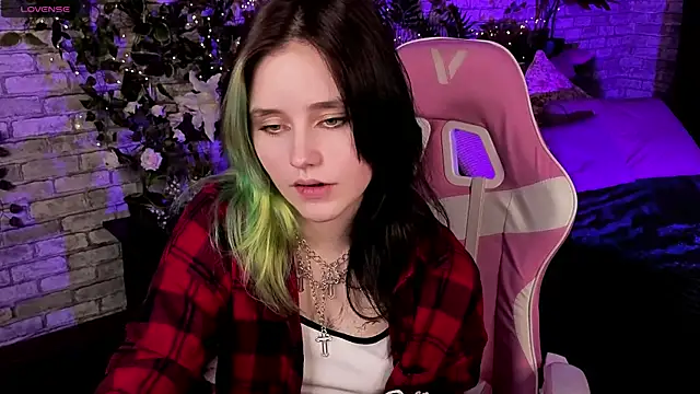 RubyMyst online show from March 11, 8:55 pm