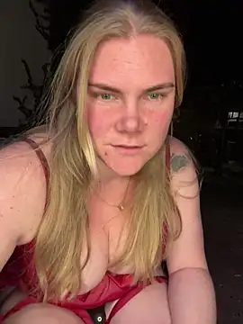 SexyBlondJoanna online show from March 6, 7:31 pm